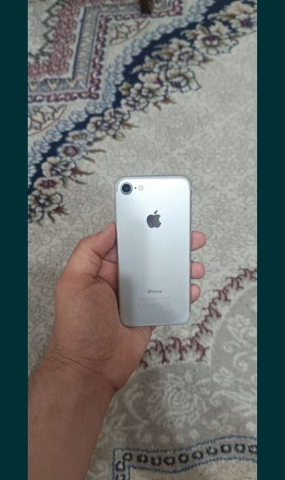 Apple Iphone 7 256GB Silver Original Holati Yaxshi Flagman 256GB Zor