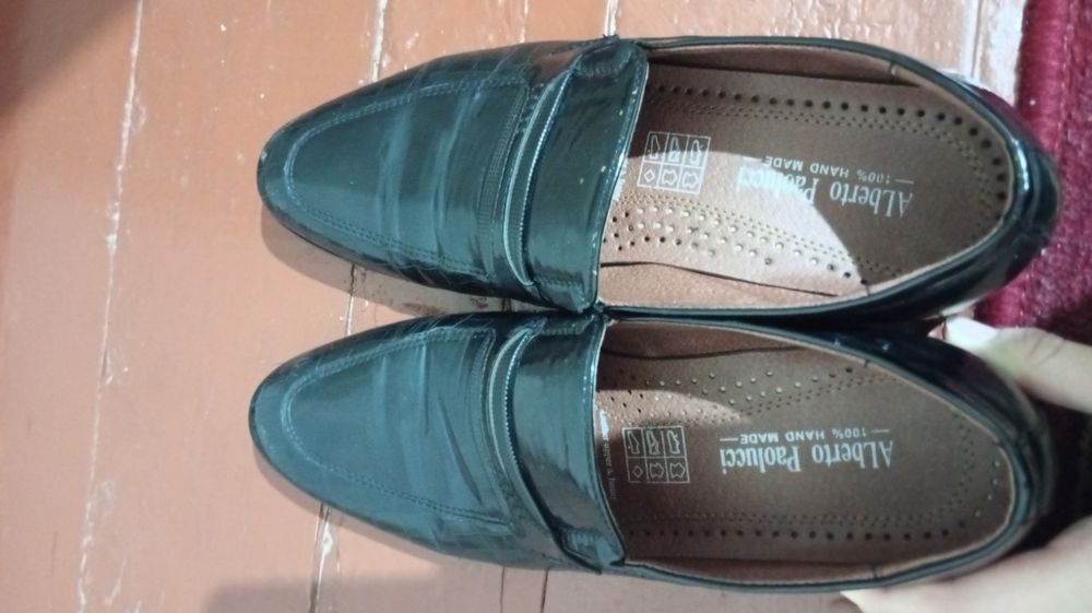 Туфли мужские продаю