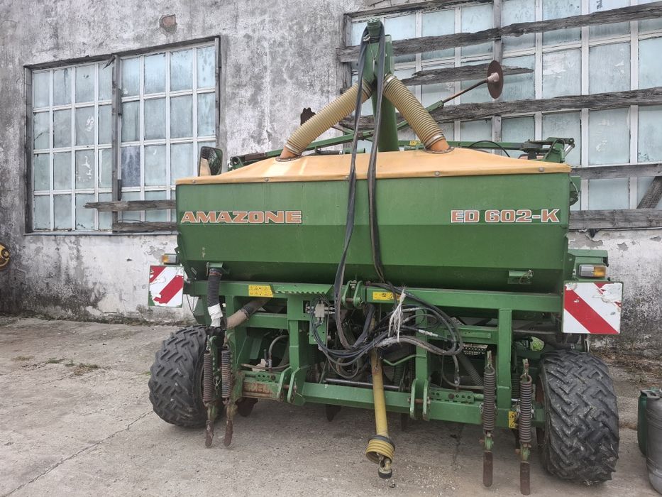 Vând semănătoare Amazone ED 602 K