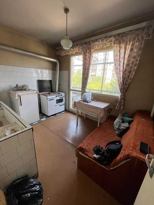 Продава се Тристаен апартамент в Казанлък - 84 кв.м за 789 €/кв.м - Снимка #2