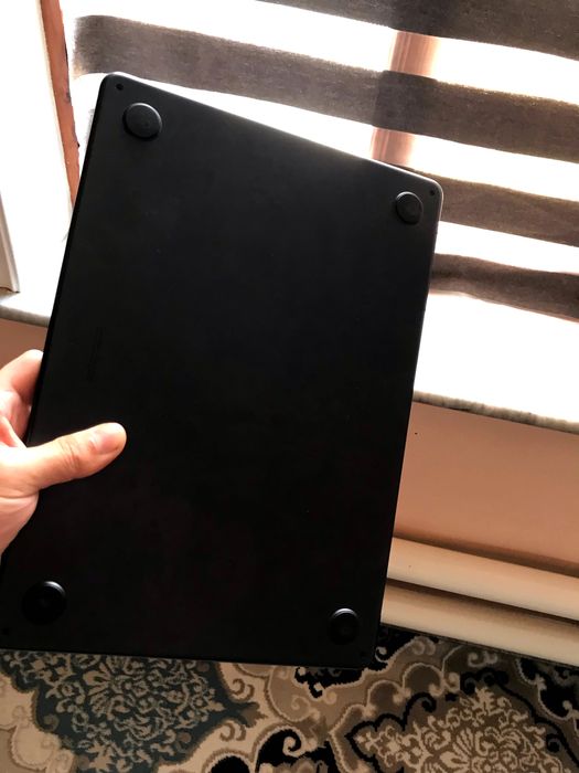 MacBook Air M2 (8GB / 256GB) sotiladi