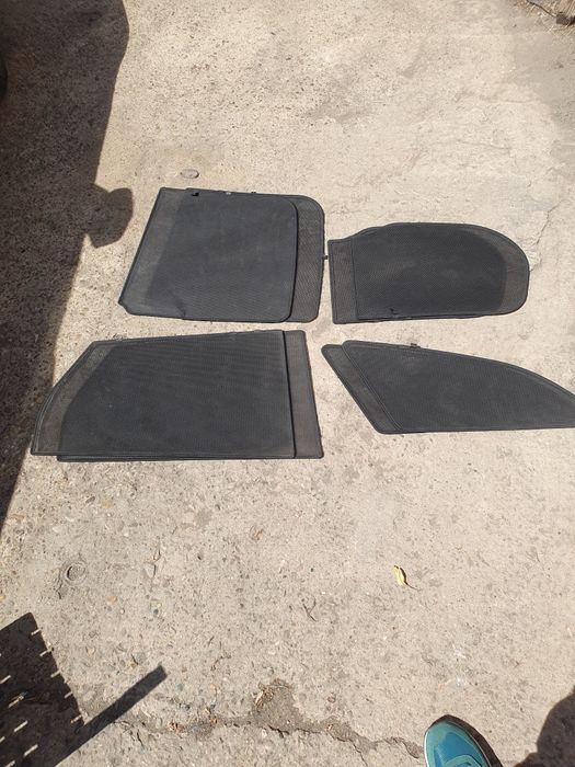 Bari transversale grilaj despărțitor și  set perdelute pt Ford  Focus