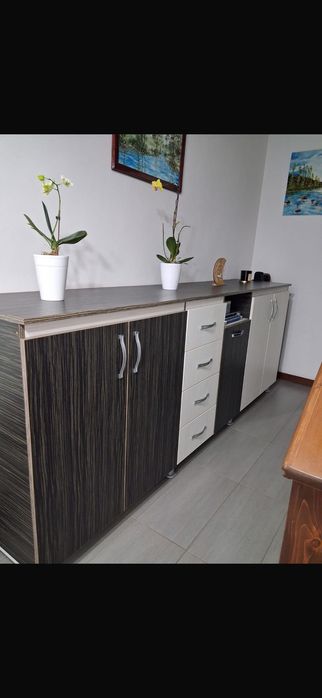 Vând mobila sufragerie