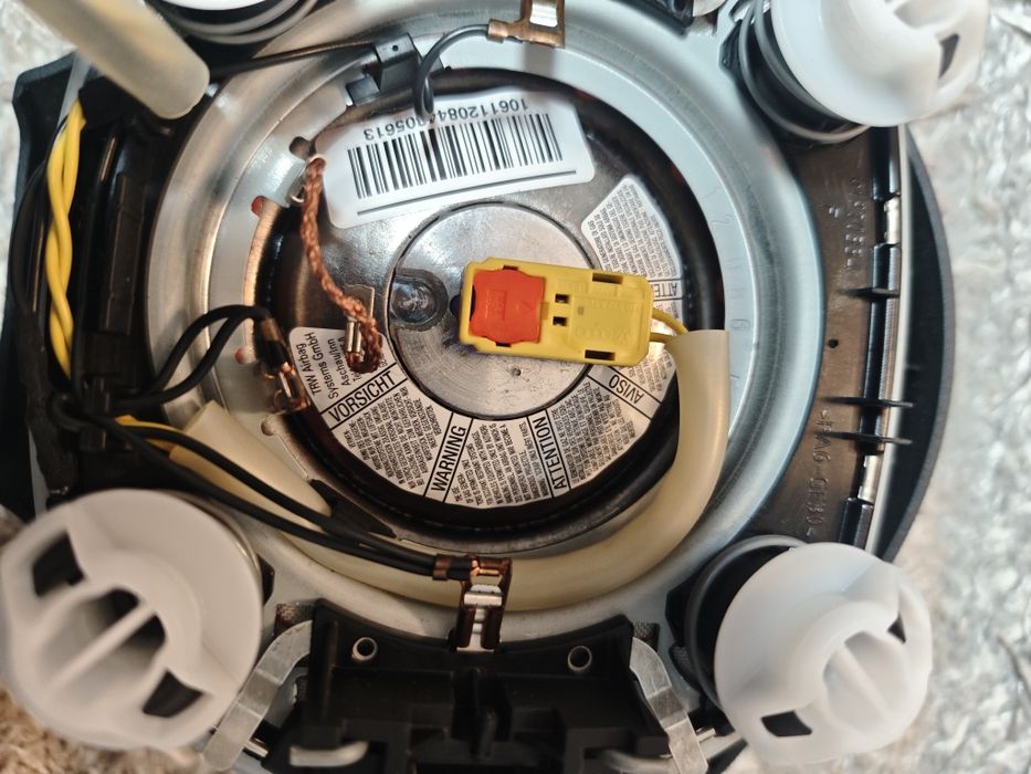 Волан WV golf/tiguan/tuaran/caddy/jetta-2012