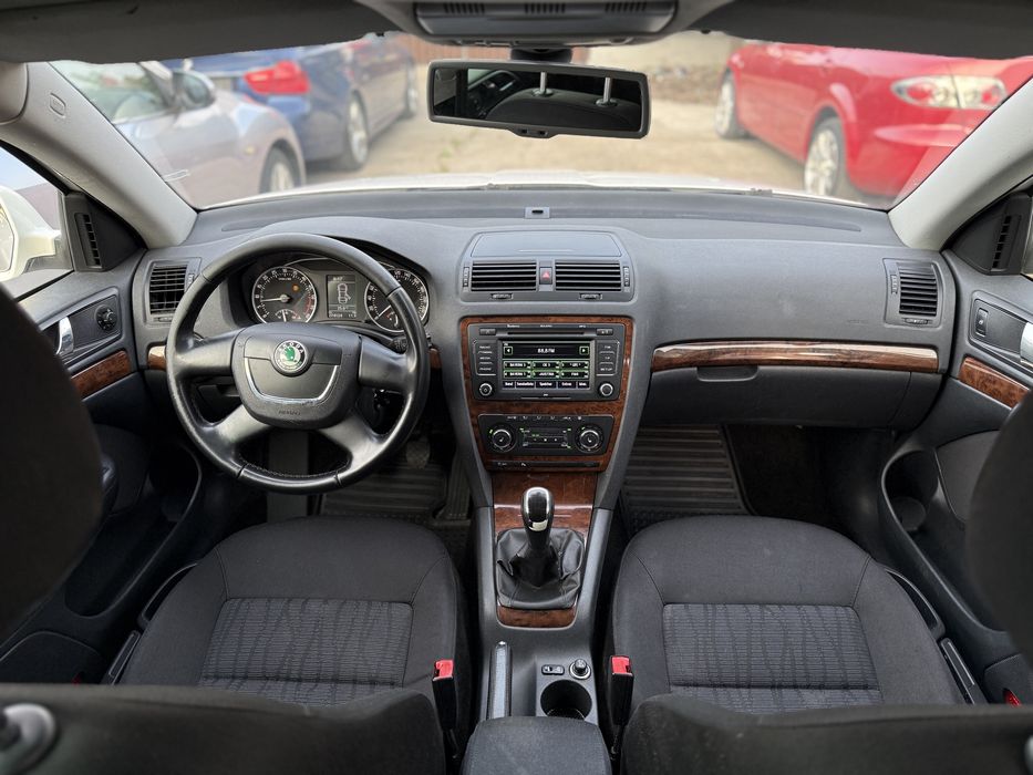 Skoda Octavia 1.6 TDI fab.2013 *** EURO 5  *** ADUS AZI *** IMPECABIL