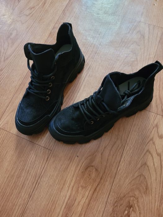 Ботинки женские (39 р-р)