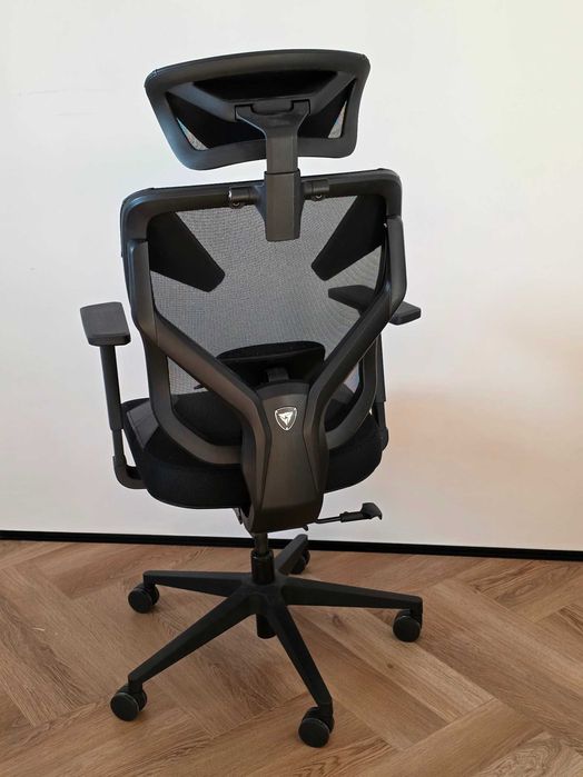 компьютерное кресло  ThunderX3 YAMA1