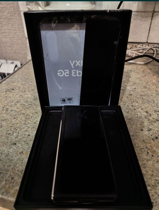 Galaxy Z Fold 3 5g