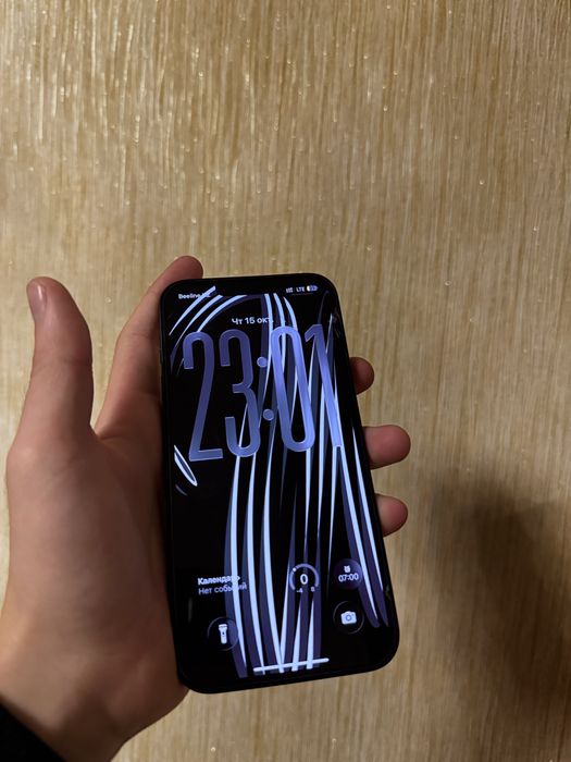 Iphone 13 в отличном состояние