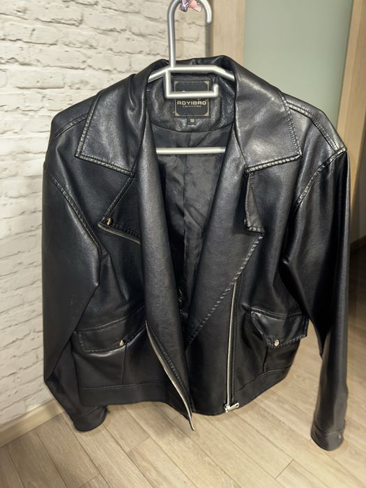 Кожаная куртка весна/осень