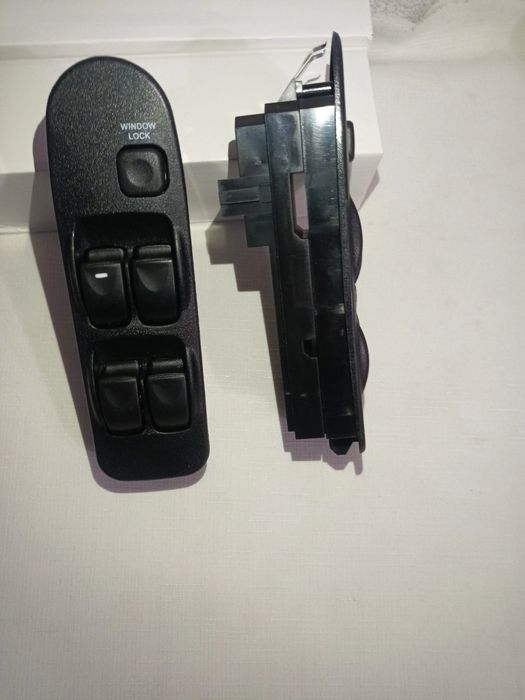 Нова Бутониера за ел. стъкла за Mitsubishi Space star  и Carisma