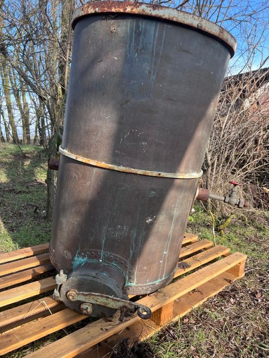 Vând 2 cazane de țuică 320l