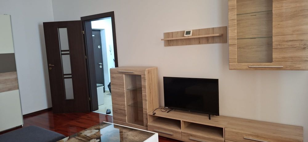 Apartament 2 cam de inchiriat