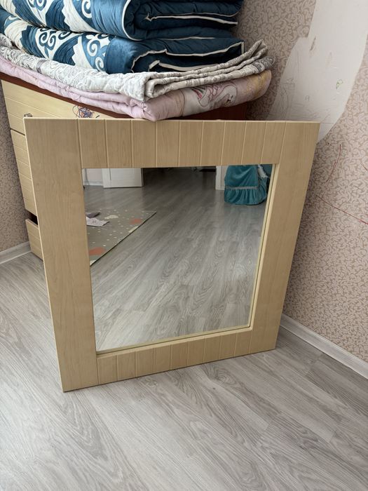 Продается зеркало 85/90