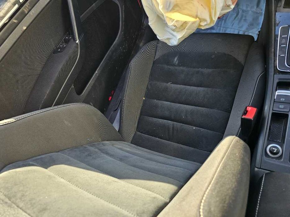 dezmembrez vw golf 7 1.2 cjza 77kw an 2014 volan stanga