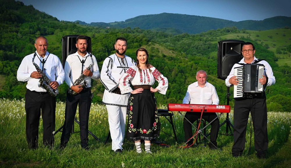 Formatie muzica si dj- Evenimente: Nunti, botez, revelion, petreceri