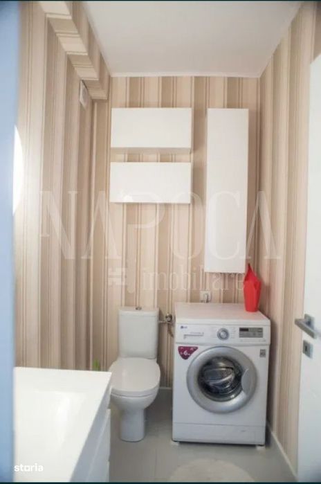 Casa 4 camere de vanzare in Floresti
