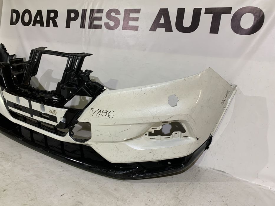 Bara fata Nissan Qashqai, 2017, 2018, 2019, 2020, 2021, cod origine OE 62022HV00H.