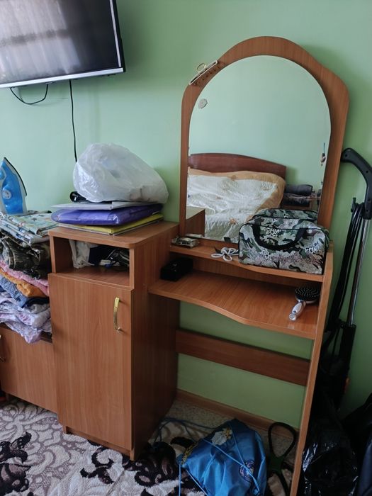 Отдам даром мебель