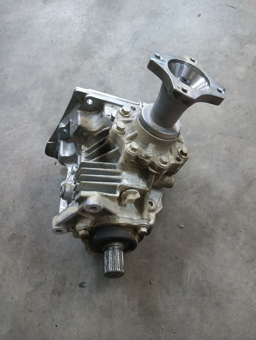 Cutie Transfer Dacia Duster 2017 - > 1.5 Dci 115 4X4 K9Ku8 331175457R