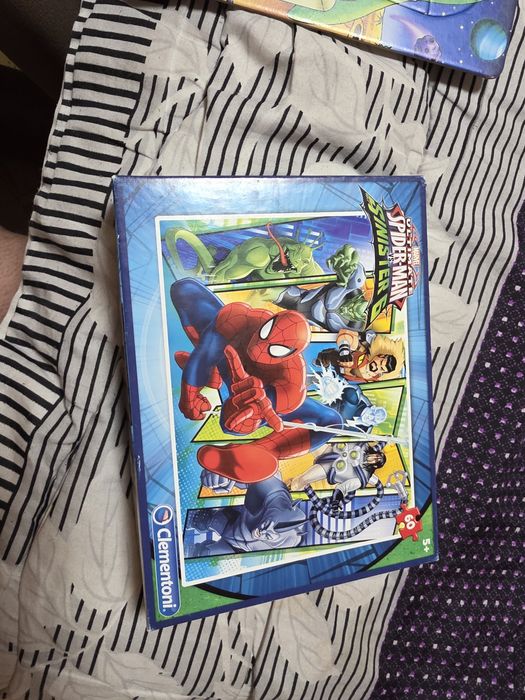 Пъзели над 50 бр.