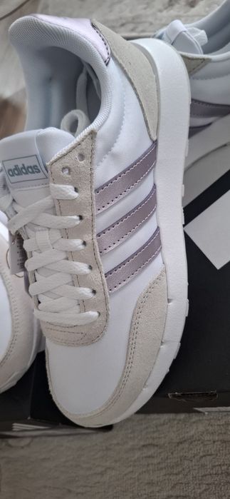 Vând adidasi damă Adidas!