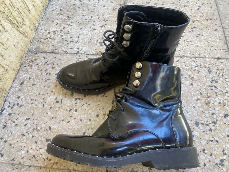 Боти лак 40 номер