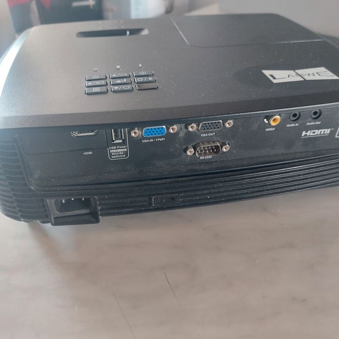 Проектор сатылады