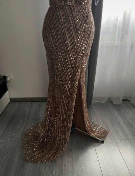 rochie cu paiete