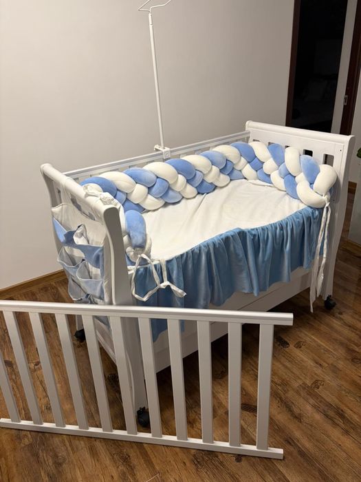 Vand pătuț folosit mai multe detali in privat