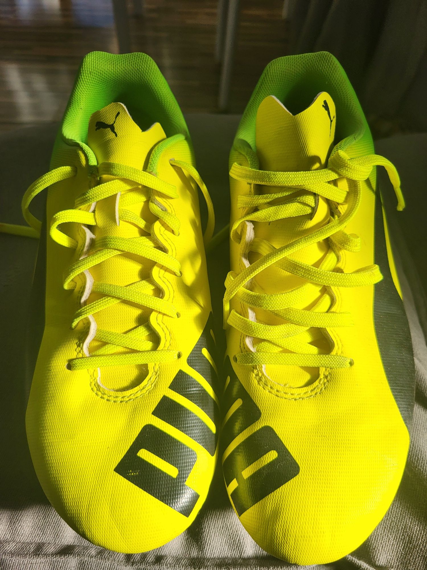 Puma Evospeed 5 Ghete fotbal Osorhei OLX.ro
