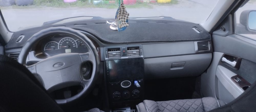 Продам Приору писать суда