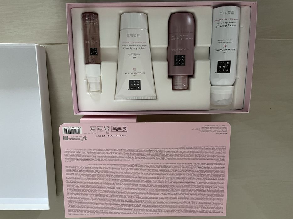Seturi RITUALS originale, noi in cutie