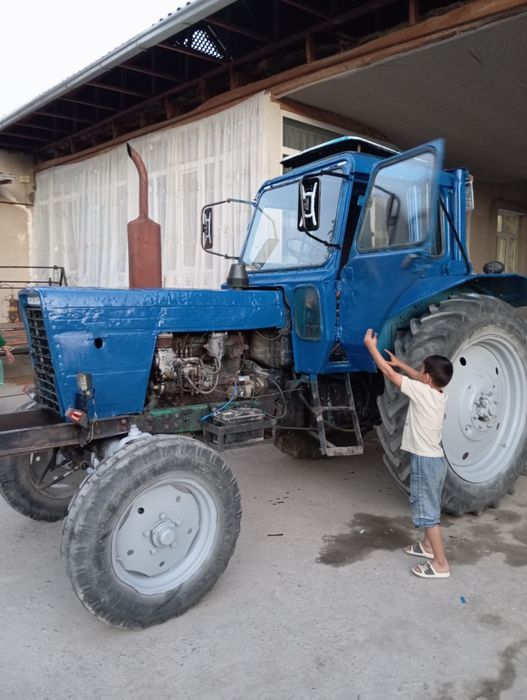 MTZ 80 Srochna sotiladi