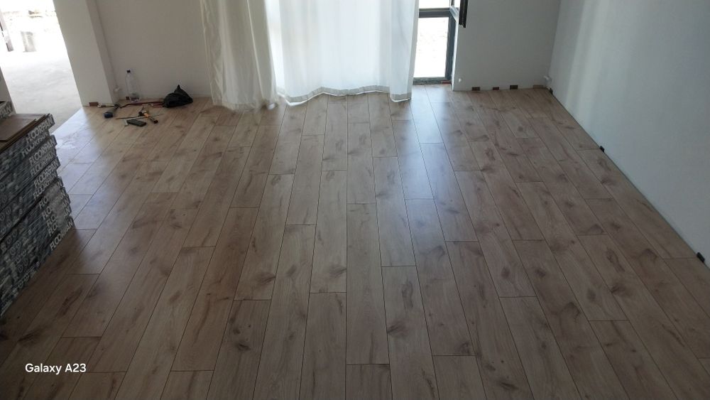 Укладка ламината и таркета.