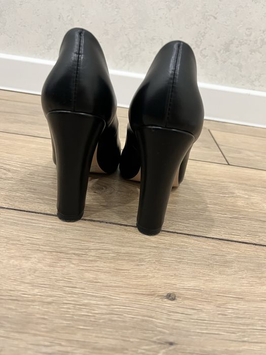 Продам туфли  в отличном состоянии