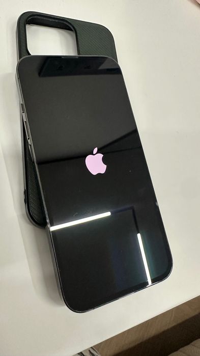 iPhone 13 Pro зеленый