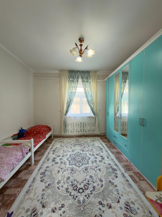 Продается Дом восьми комнатный