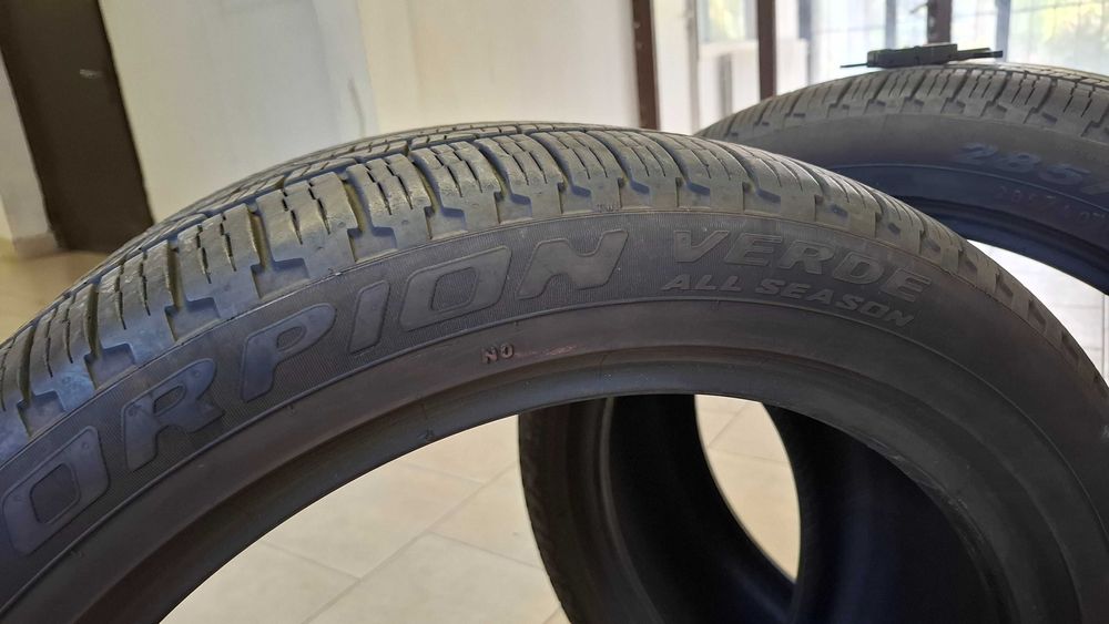 Единична всесезонна гума Pirelli Scorpion 285 40 21