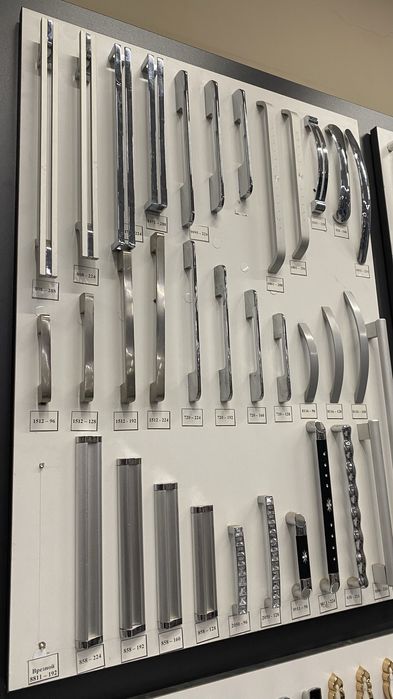 Кухонный гарнитур,шкаф,тв зона