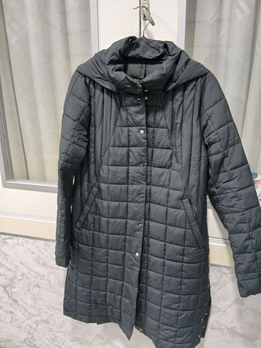 Uzun kurtka ayollar uchun (button)