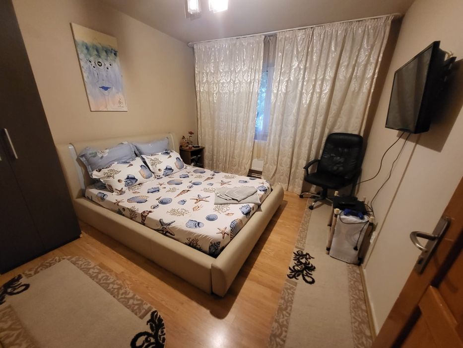 Apartament 3 camere decomandat centru