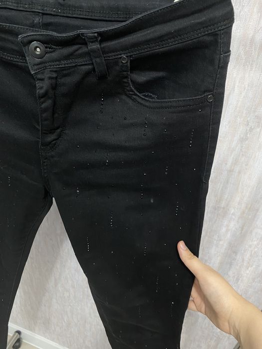 Джинсовые брюки черные