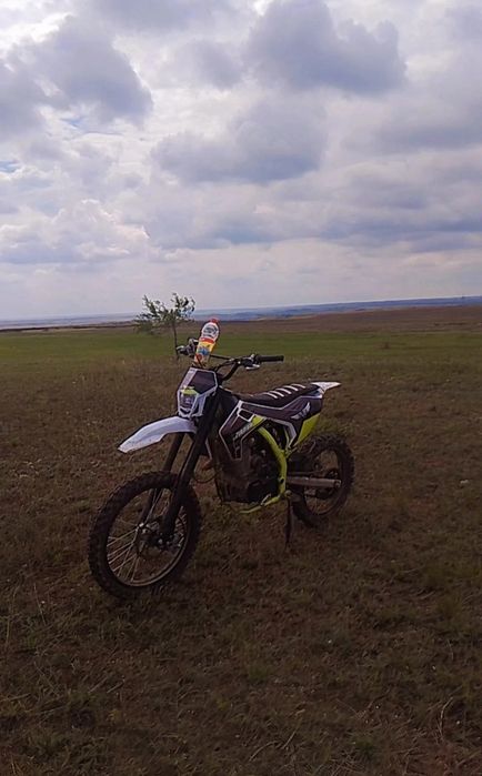 Обмен на айфон14про-15ке