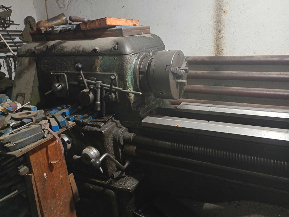 Vând strung metal, freză, accesorii dispozitive,etc