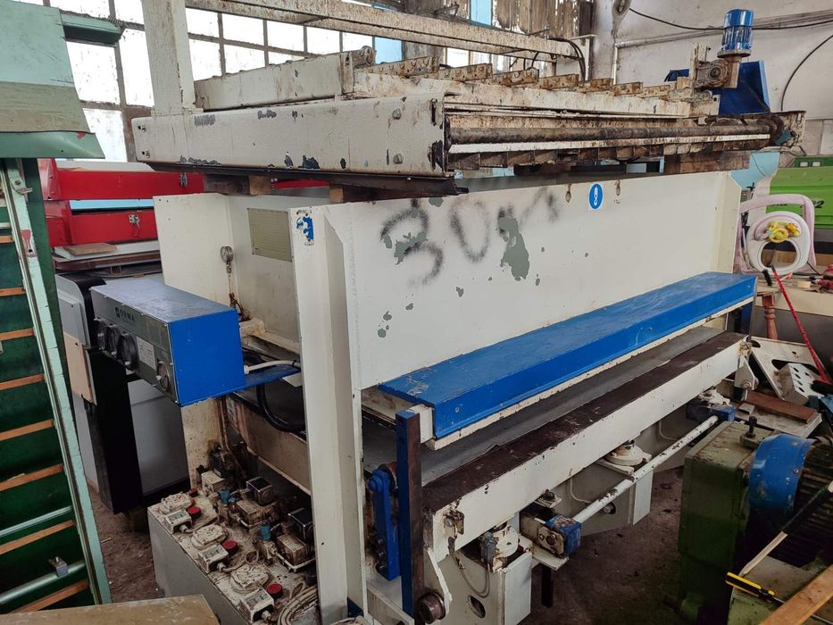 Автоматична топла преса за плотове размер 2500мм.х 1300мм.