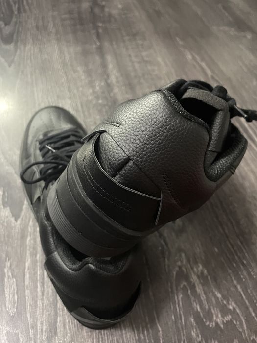 Мъжки обувки Bershka 45 номер