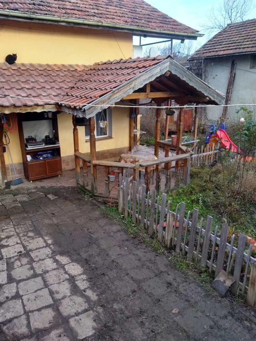 Вила в местността Деривол