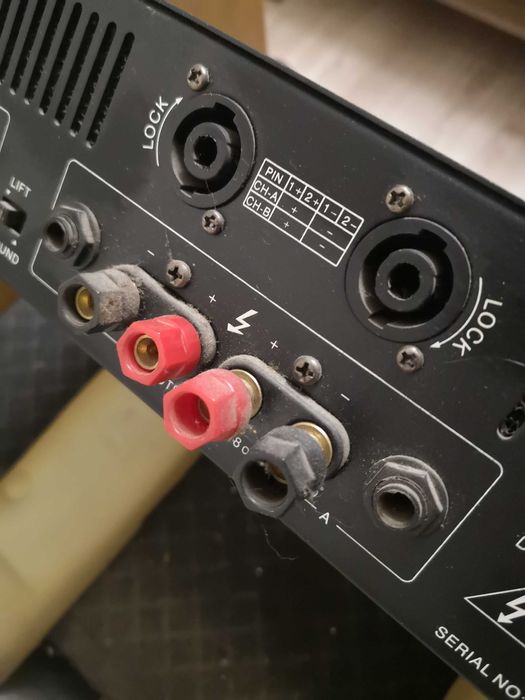 Домашен Мощен усилвател