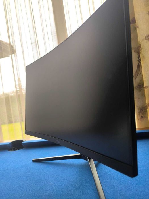 Монитор MSI G2422C - curved - 24"